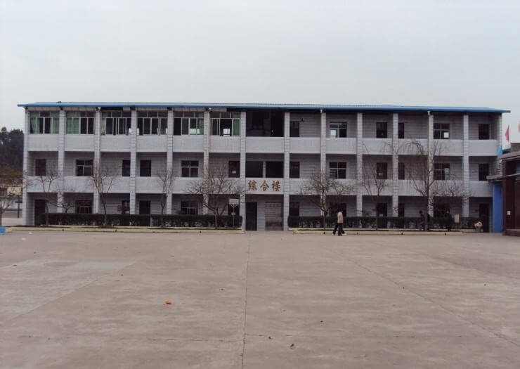 良安中學(xué)怎么樣、好不好？