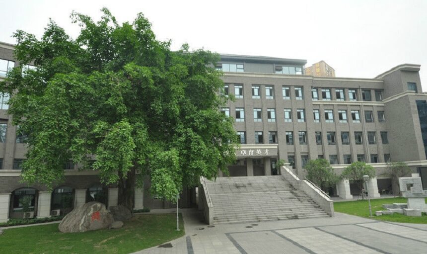 成都樹德中學(xué)校園環(huán)境怎么樣？