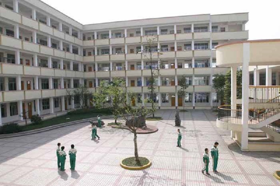 都江堰外國語實驗學校校園環(huán)境怎么樣？