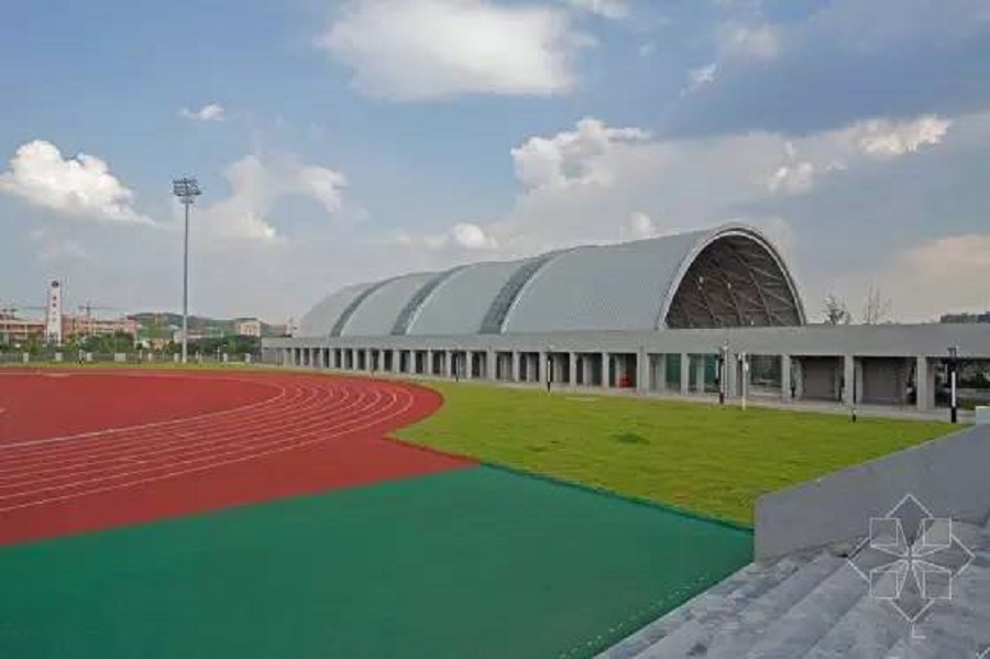 綿陽市奧林匹克體育學校是公辦的嗎？