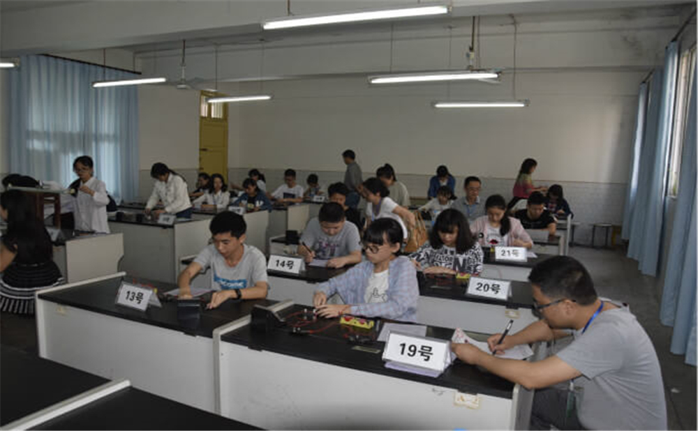 內(nèi)江第三中學學校環(huán)境怎么樣？