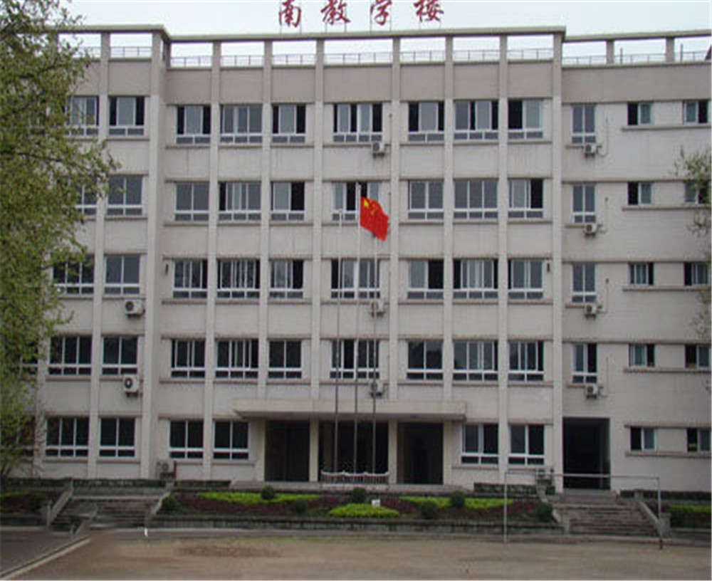 達(dá)州鐵路中學(xué)學(xué)校詳細(xì)地址在什么地方？