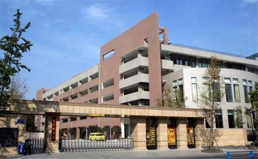 成都市田家炳中學(xué)2020年招生計(jì)劃是多少？