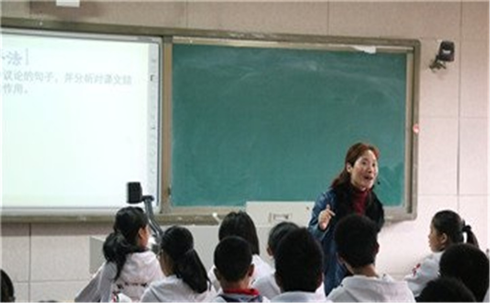 成都實(shí)驗(yàn)中學(xué)去年的錄取分?jǐn)?shù)線是多少？