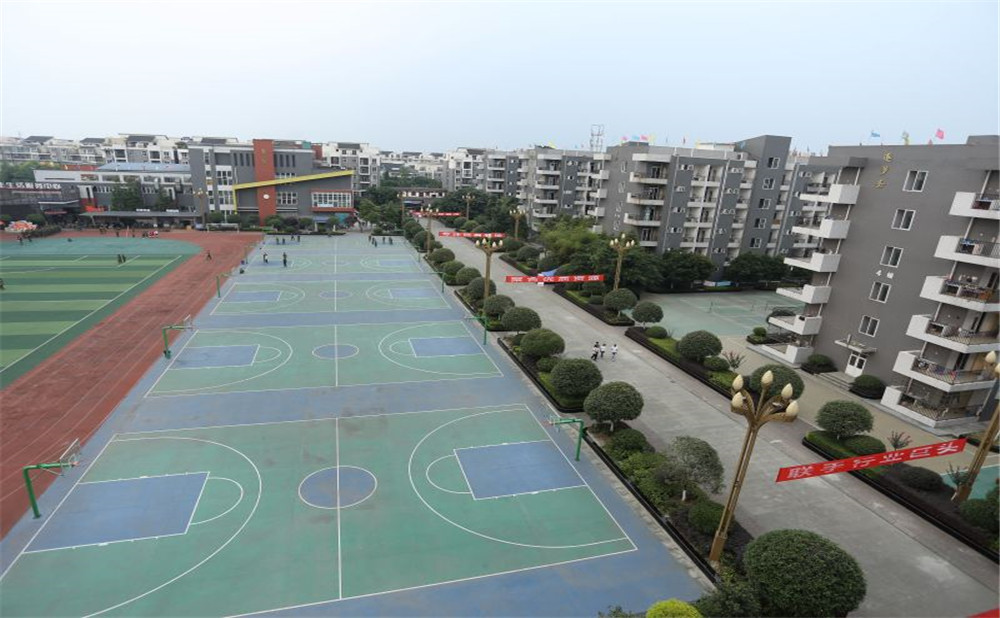 大彎中學(xué)去年的錄取分?jǐn)?shù)線是多少？