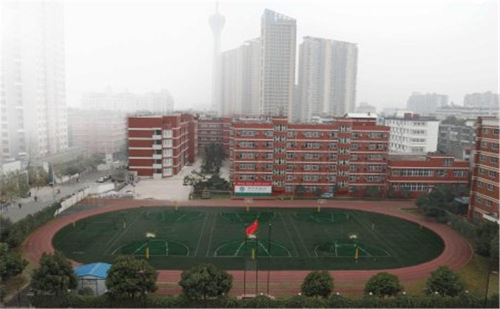 北師大成都實(shí)驗(yàn)中學(xué)的高中住宿怎么樣？