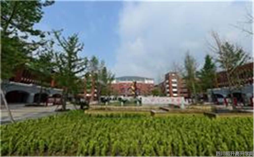 新都一中的住宿怎么樣？