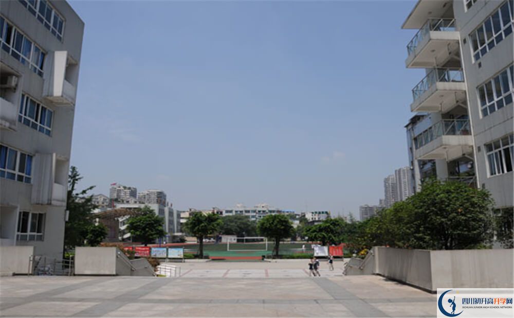 成都鐵路中學(xué)高中本部的錄取分數(shù)是多少？