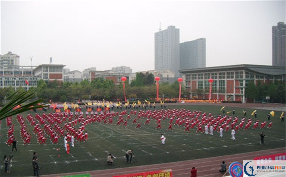 成都文武學(xué)校的實驗班怎么樣？