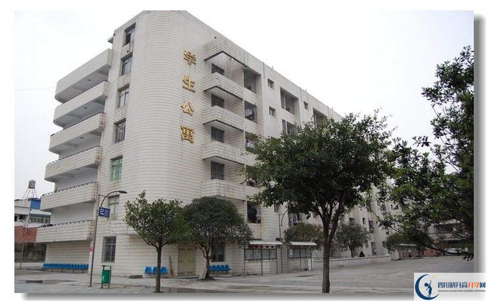 2020邛崍二中的升學(xué)率有多少？