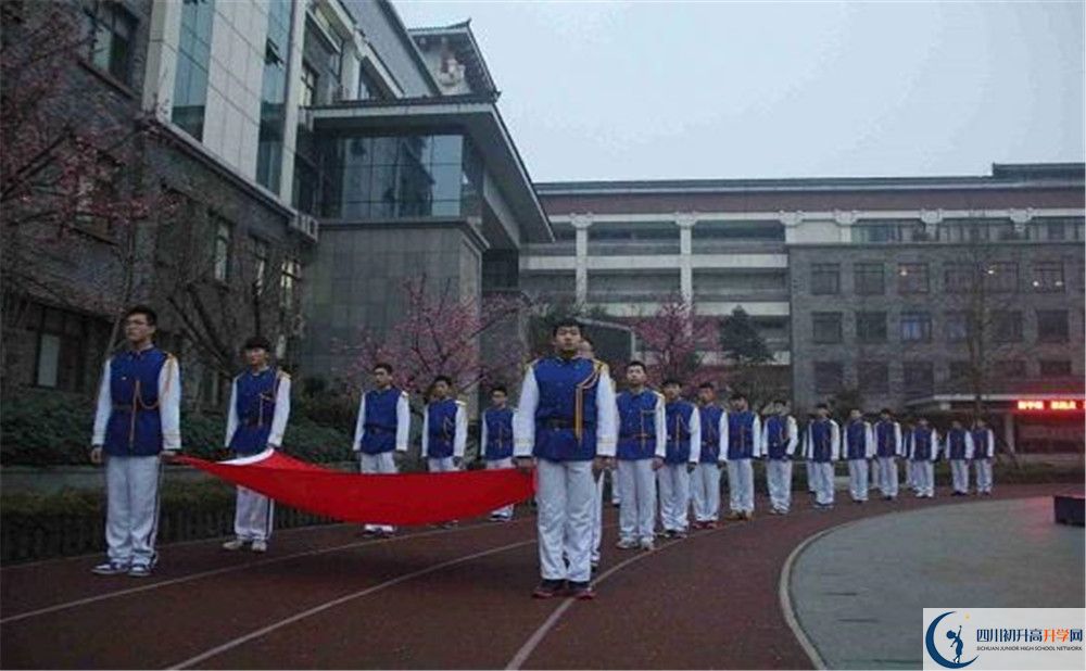 考成都市西北中學(xué)的分?jǐn)?shù)線是多少？