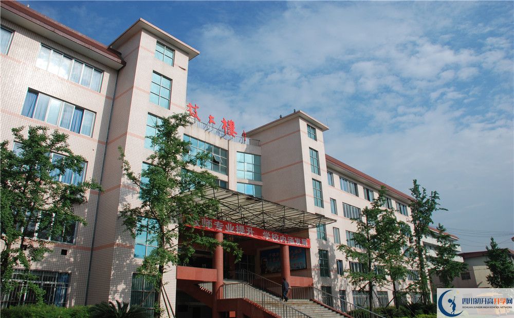 雙流中學(xué)高中歷年來(lái)的分?jǐn)?shù)線是多少？