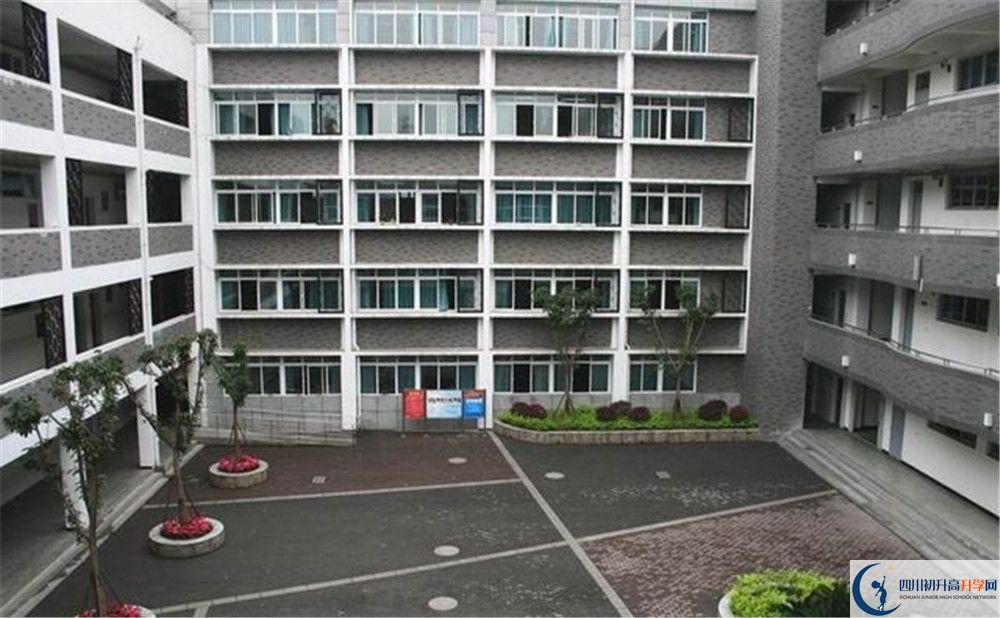 成都樹德協(xié)進中學的地址在哪里？