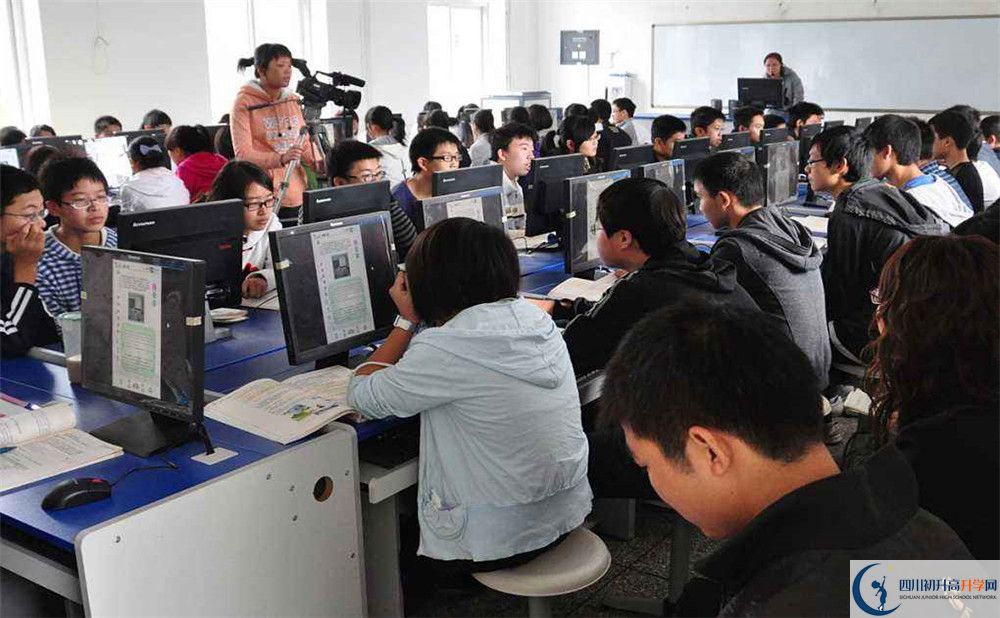 彭州一中初升高向外地招生嗎？