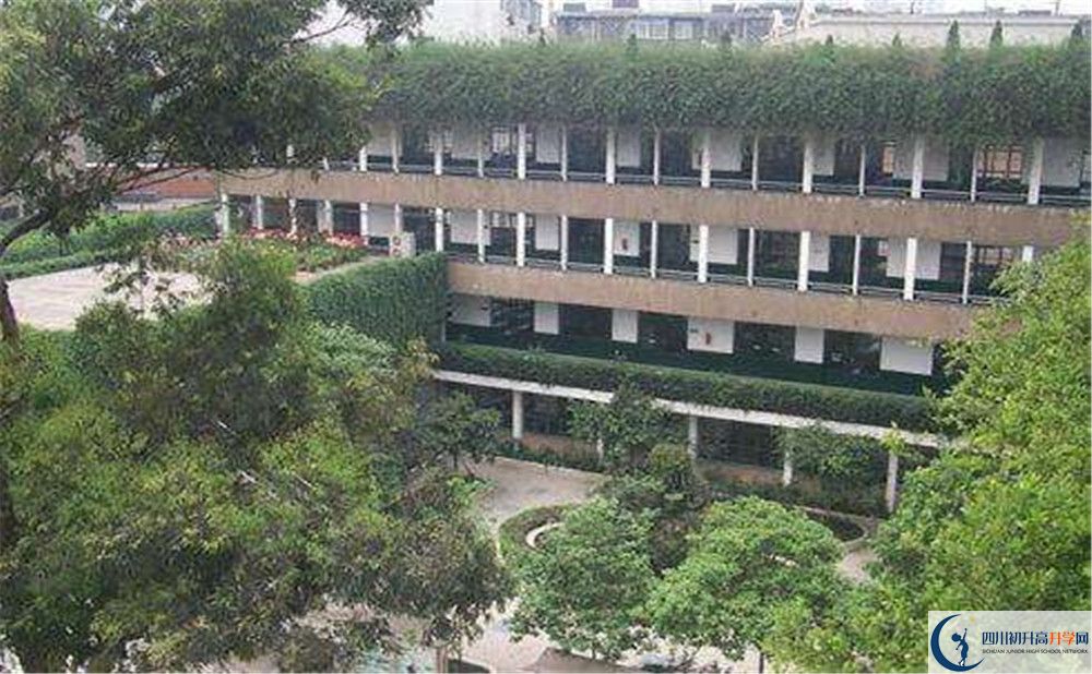 成都列五中學(xué)初升高難不難？