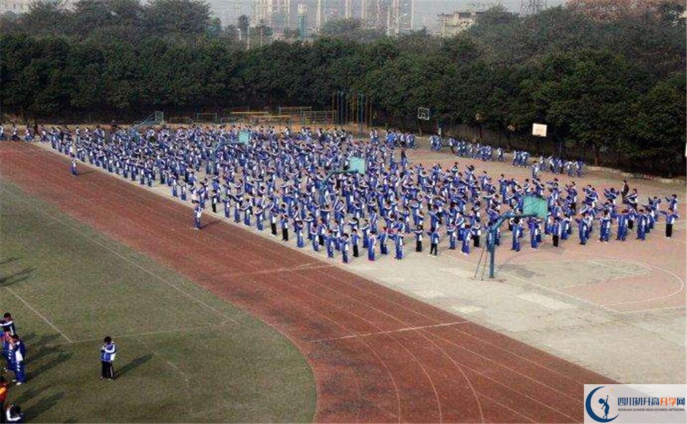 成都市第三十八中學(xué)招生考試科目是什么？