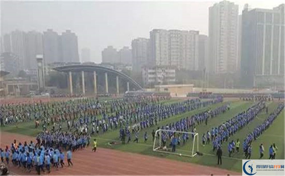 大彎中學高中住宿怎么樣？