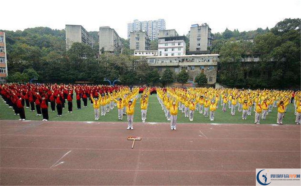 簡陽實驗中學平行班與實驗班差多少？