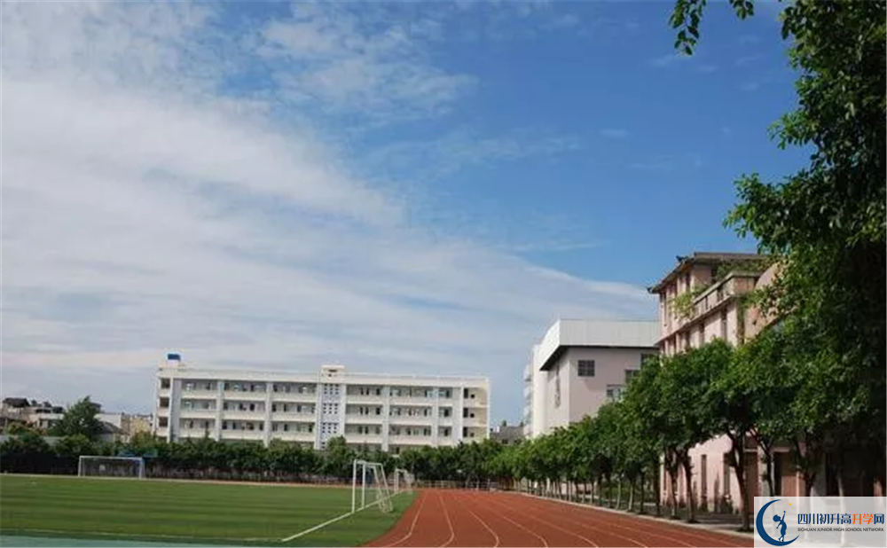 邛崍二中是重點(diǎn)中學(xué)嗎？