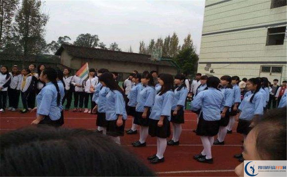 高板中學平行班中考重點率高嗎？