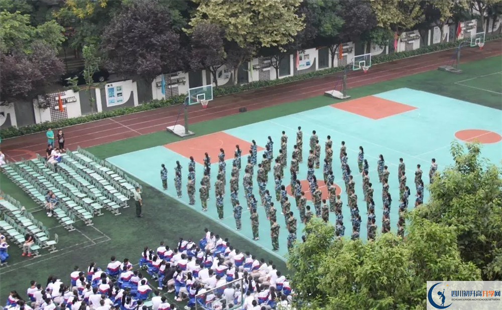 成都大學(xué)附屬中學(xué)2020年高考人數(shù)是多少？