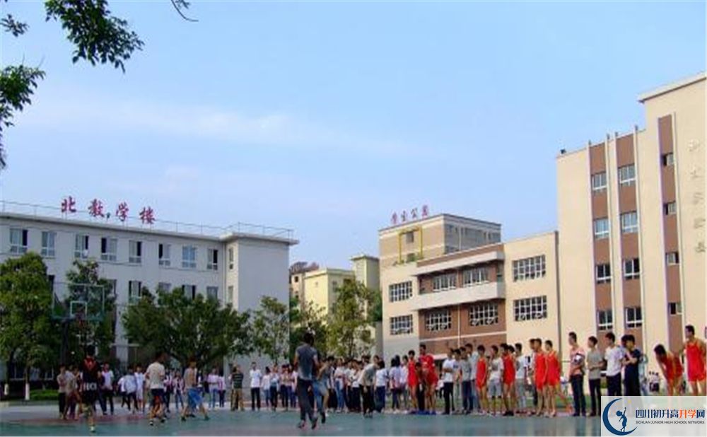 達(dá)州鐵路中學(xué)高三診斷考試時間怎么安排？