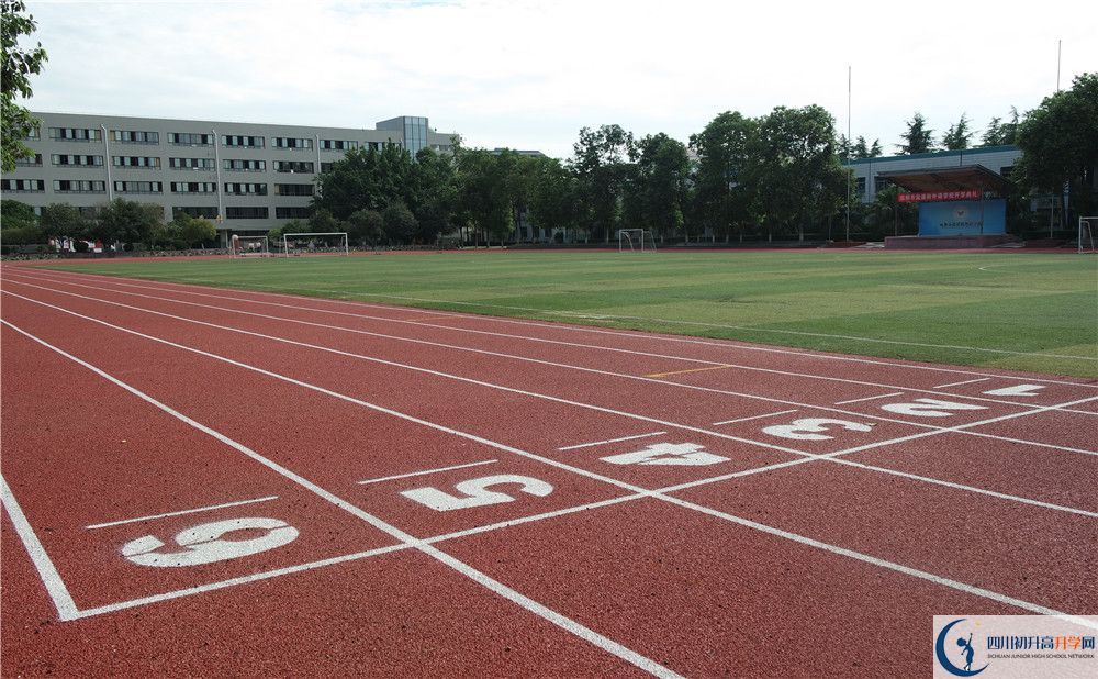 北京師范大學成都實驗中學2020年清華北大人數(shù)怎么樣？